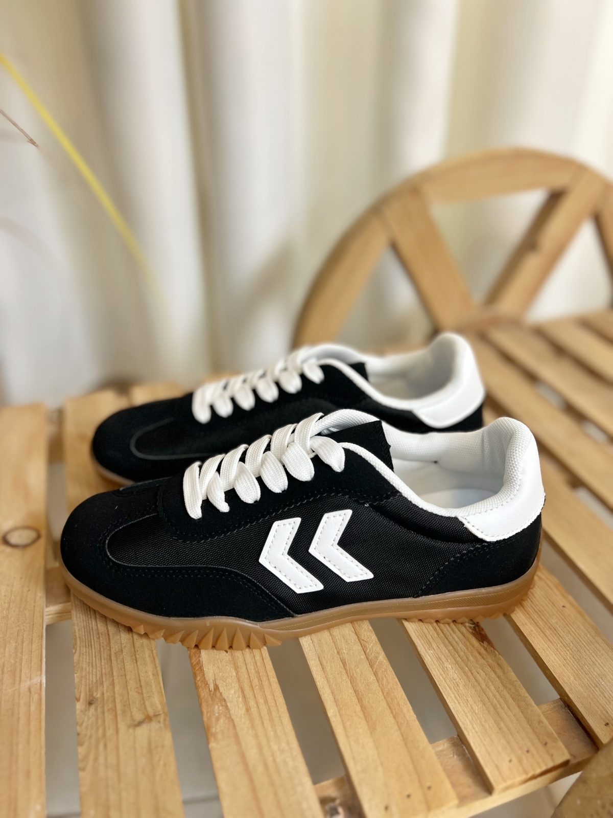 Zapatilla Arrow Negro